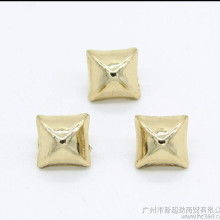服裝輔料金字塔價格 服裝輔料金字塔批發(fā) 服裝輔料金字塔廠家 