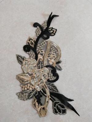 水溶繡花彩色鏤空刺繡領花加珠片刺繡花個服裝輔料女裝衣領口花
